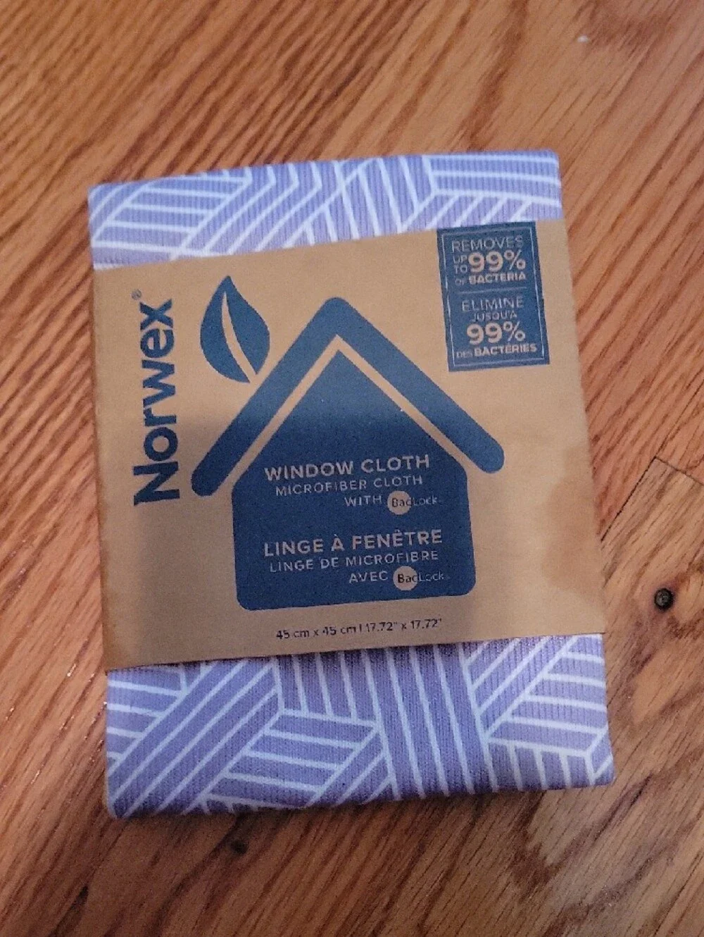 Norwex Blue and White Geometric Window Cloth - Picture 2 of 2